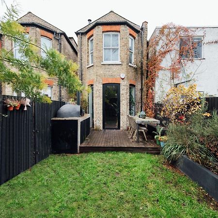 Stylish 2 Bedroom Flat With A Private Sauna Finchley Zewnętrze zdjęcie